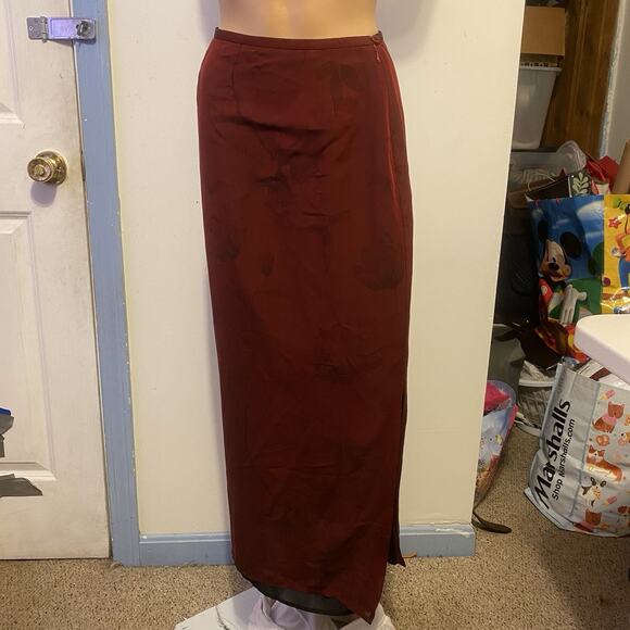 Ann Taylor 100% Silk Skirt Size 2 Burgundy Lined Floral Full Length Straight - Picture 8 of 10